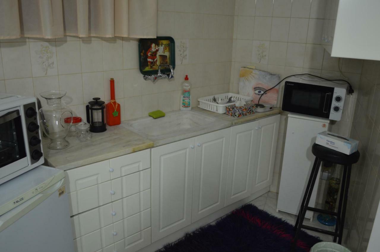 Apartment In The Center Of Aigio F Esterno foto